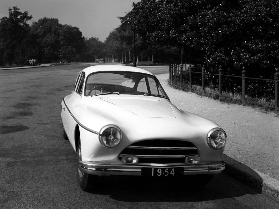  Salmson 2300 Sport 1953 года  (фото 1 из 2)